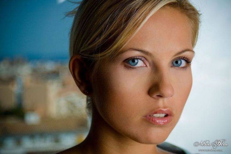 Dziewczyna dnia: Jenni Gregg 37