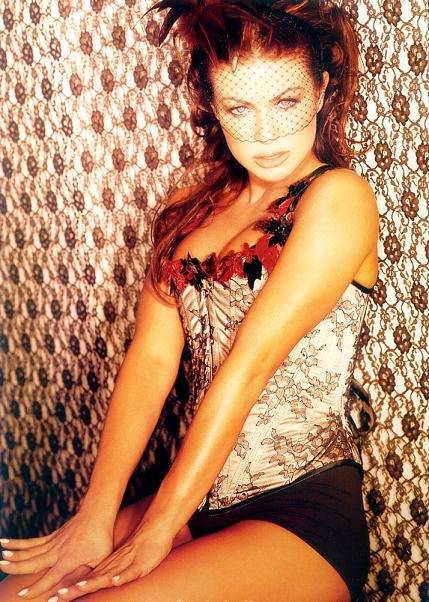 Carmen Electra 52