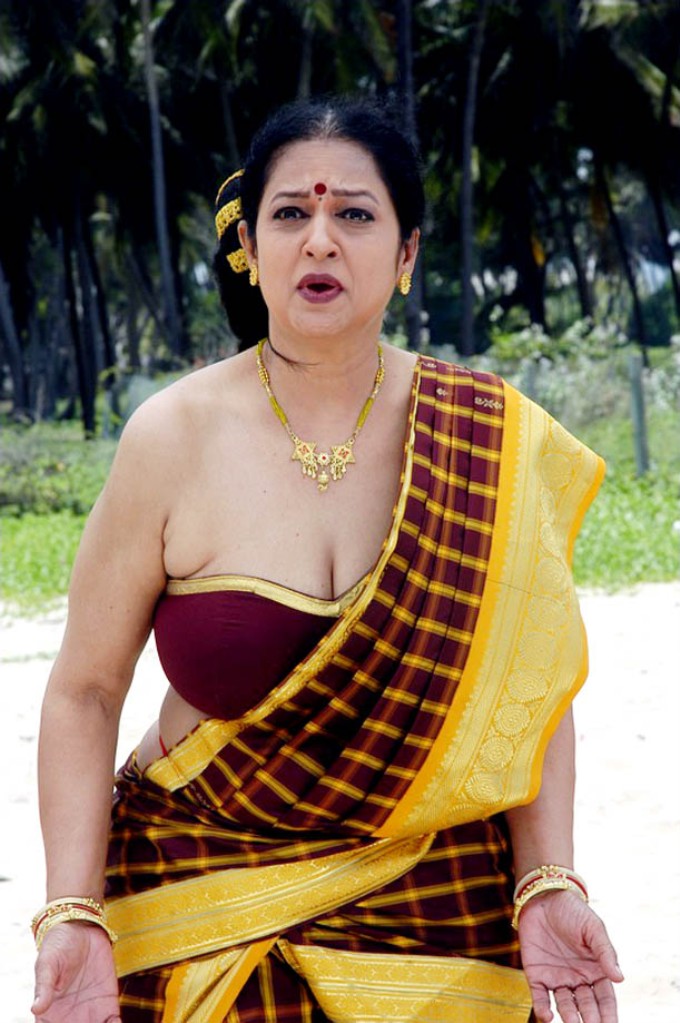 Fat nude granny