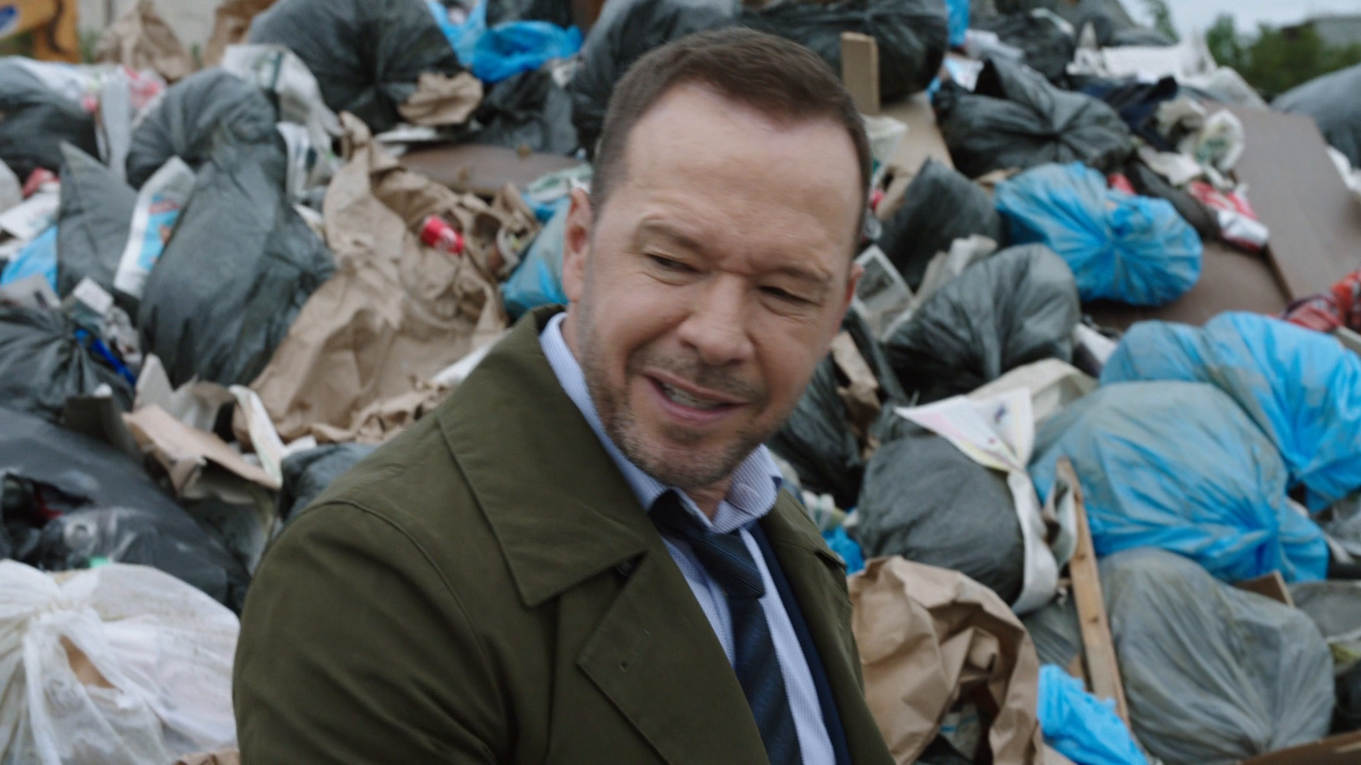 Blue Bloods S09E07 By Hook or By Crook 1080p AMZN WEB-DL DDP5 1 H 264-NTb Blue Bloods S09E07 By Hook or By Crook 1080p AMZN WEB-DL DDP5 1 H 264-NTb
